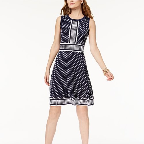 MICHAEL Michael Kors Dresses & Skirts - MICHAEL Michael Kors Dot-Print Shift Dress XS